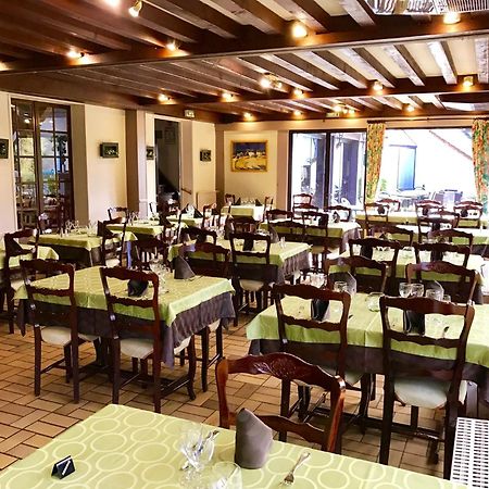 Hotel Restaurant Le Relais De Pouilly Екстер'єр фото
