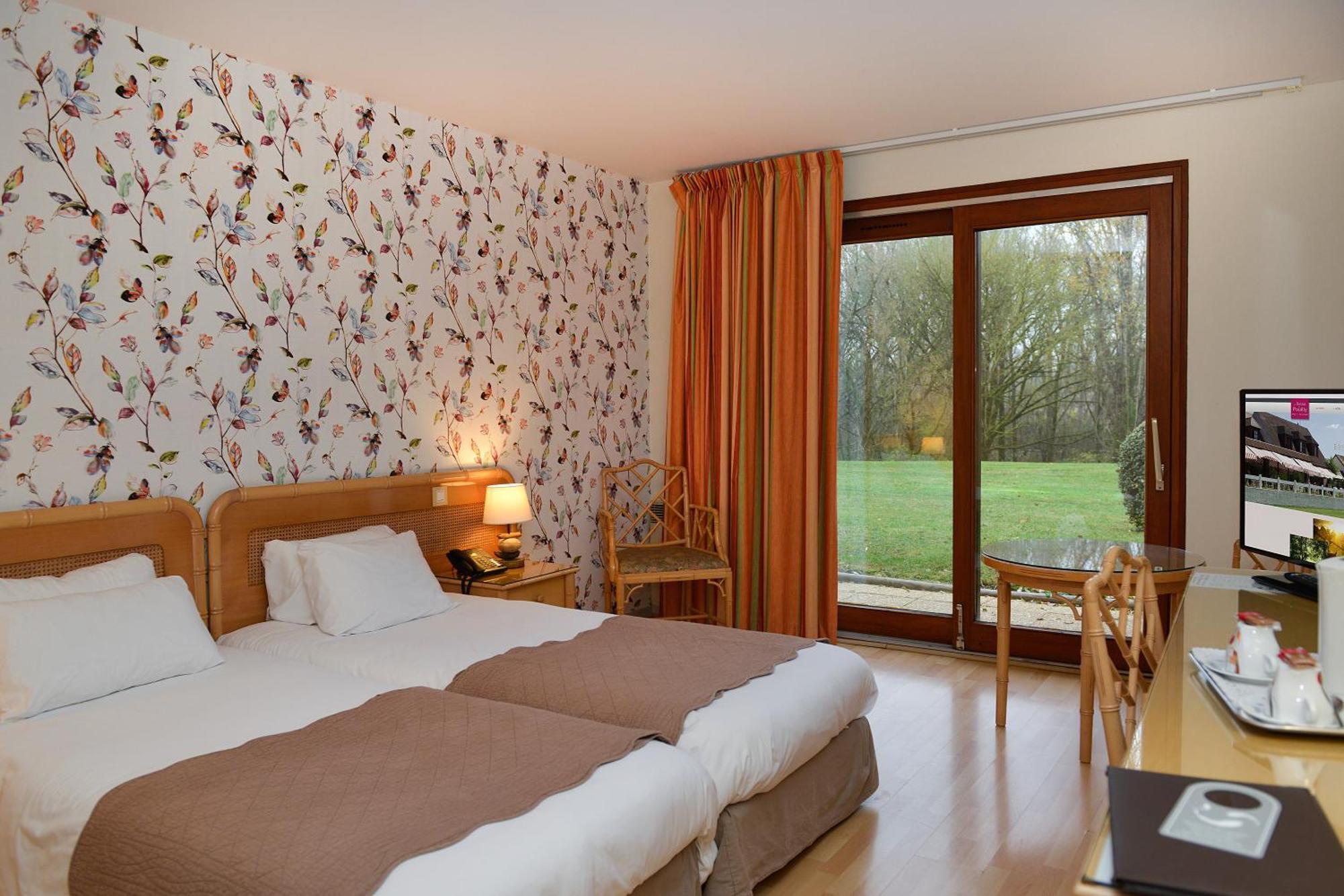 Hotel Restaurant Le Relais De Pouilly Екстер'єр фото